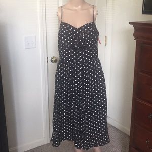 Size large polka dot dress